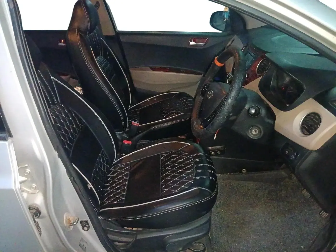 2015 Hyundai Xcent SX 1.2, CNG, Manual, 71,200 km, interior
