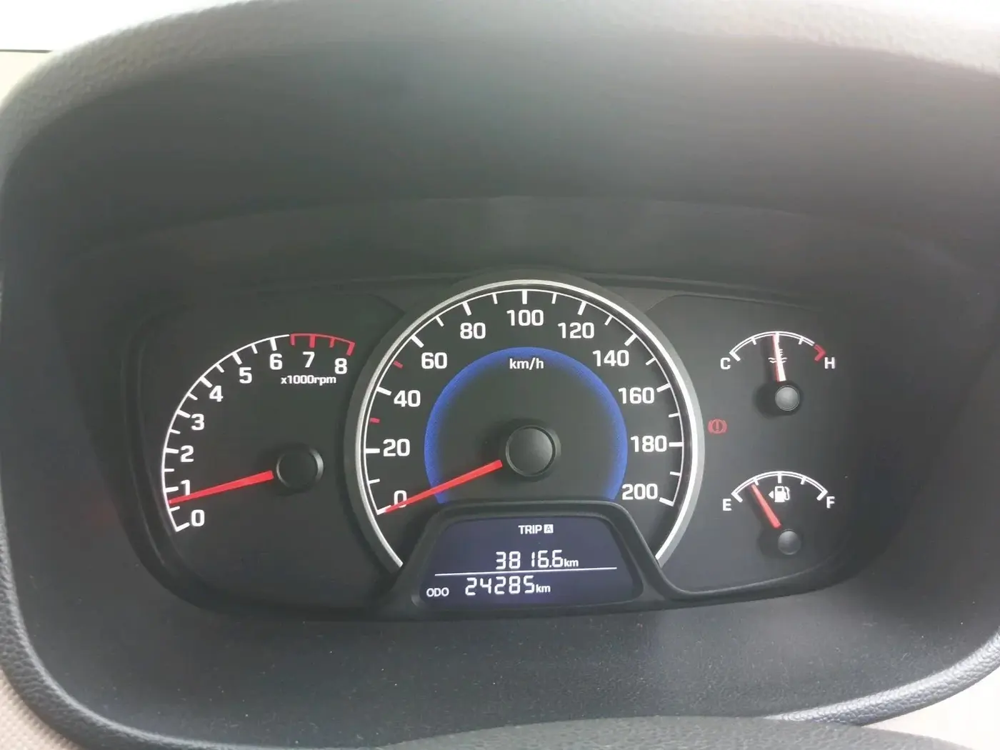 2019 Hyundai Grand i10 SPORTZ 1.2 KAPPA VTVT, Petrol, Manual, 24,285 km, interior