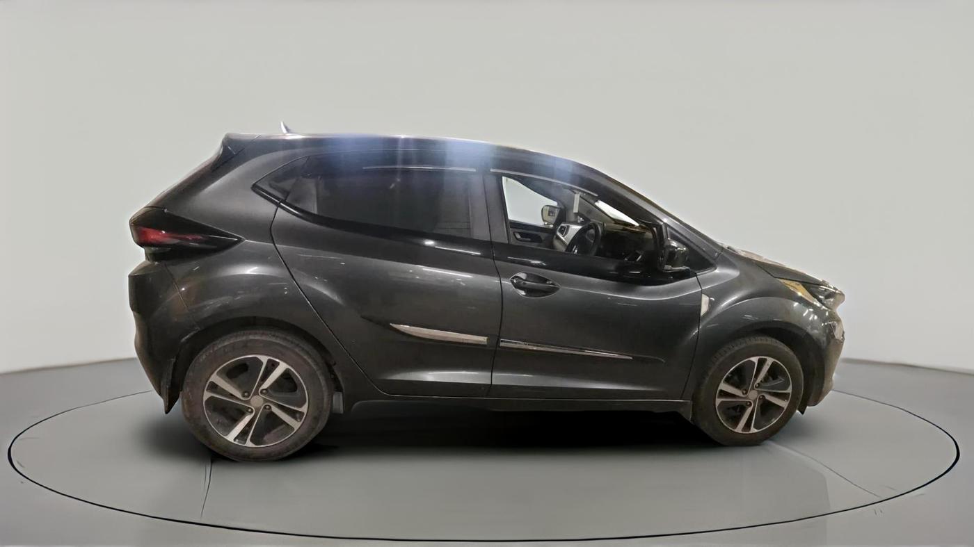 2025 Tata ALTROZ XZ CNG, CNG, Manual, 36,529 km, exterior