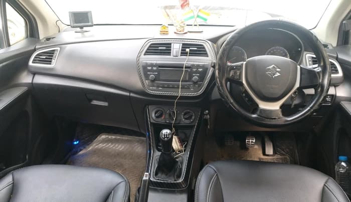2016 Maruti S Cross DELTA 1.3, Diesel, Manual, 2,01,432 km, interior