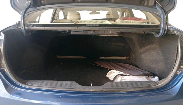 2019 Maruti Ciaz DELTA 1.5 SHVS MT PETROL, Petrol, Manual, 63,827 km, exterior