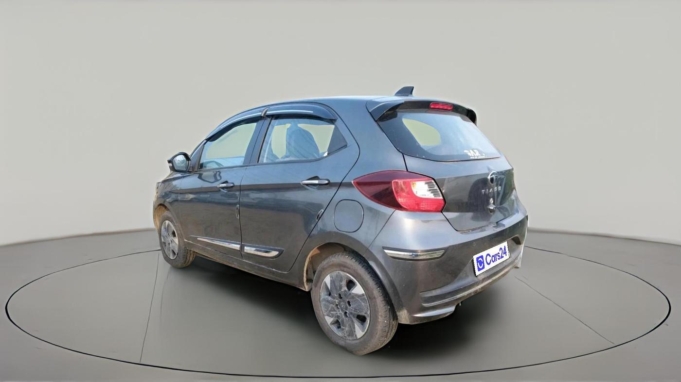 2025 Tata Tiago XZ iCNG, CNG, Manual, 13,915 km, exterior