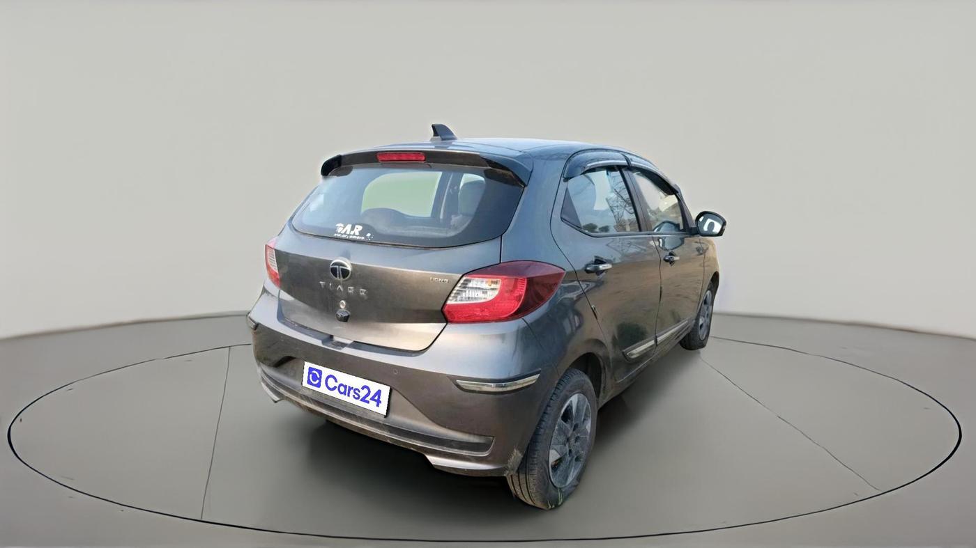 2025 Tata Tiago XZ iCNG, CNG, Manual, 13,915 km, exterior