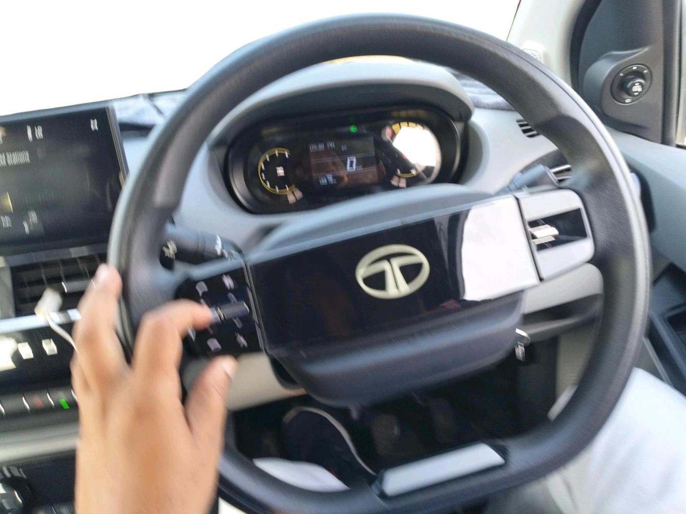 2025 Tata Tiago XZ iCNG, CNG, Manual, 13,915 km, interior