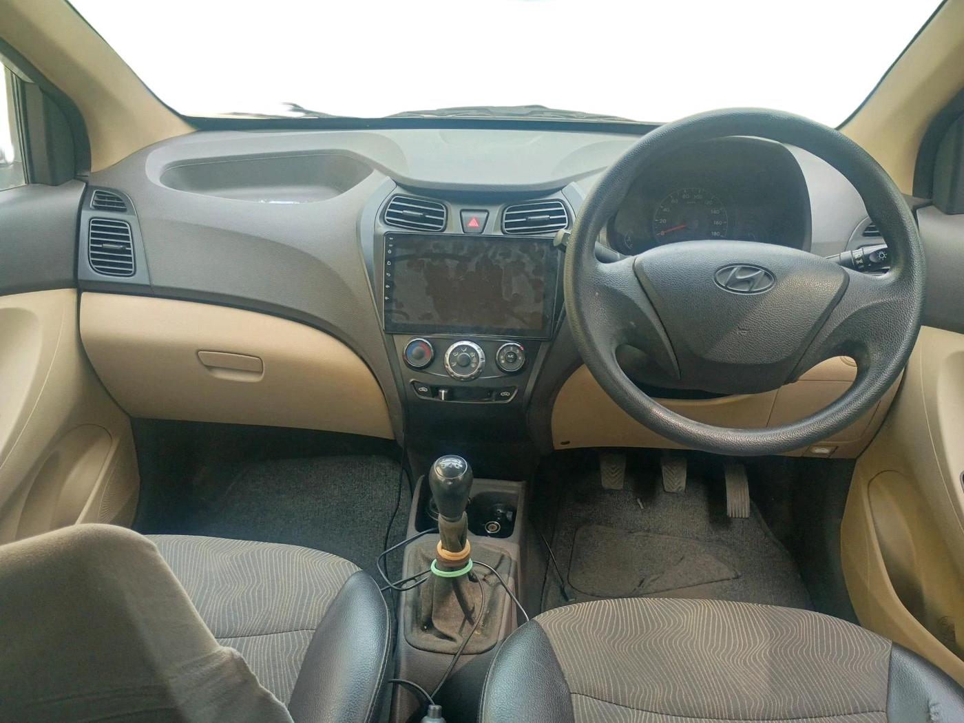 2013 Hyundai Eon ERA +, Petrol, Manual, 90,472 km, interior
