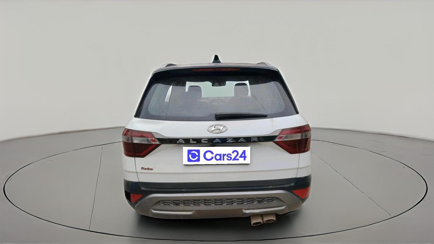2023 Hyundai ALCAZAR PLATINUM 1.5 TURBO PETROL MT 7STR, Petrol, Manual, 69,403 km, exterior