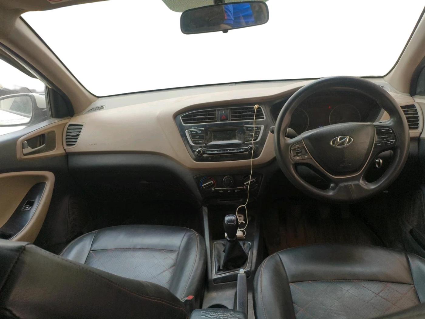 2018 Hyundai Elite i20 SPORTZ 1.2, Petrol, Manual, 1,16,264 km, interior
