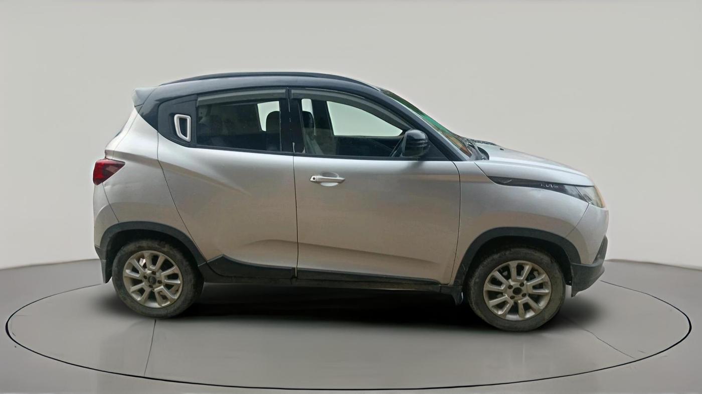 2017 Mahindra Kuv100 K8 6 STR, CNG, Manual, 72,548 km, exterior