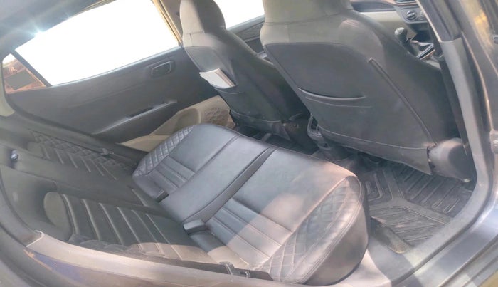 2022 Hyundai AURA S 1.2 CNG, CNG, Manual, 60,069 km, interior