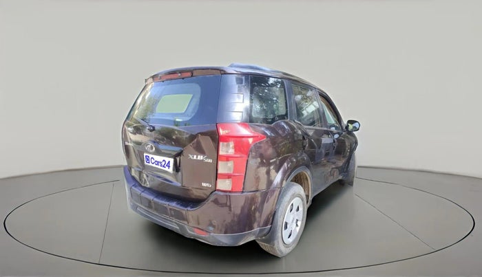 2016 Mahindra XUV500 W6, Diesel, Manual, 2,34,652 km, exterior