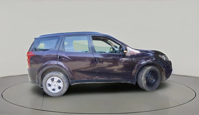 2016 Mahindra XUV500 W6, Diesel, Manual, 2,34,652 km, exterior