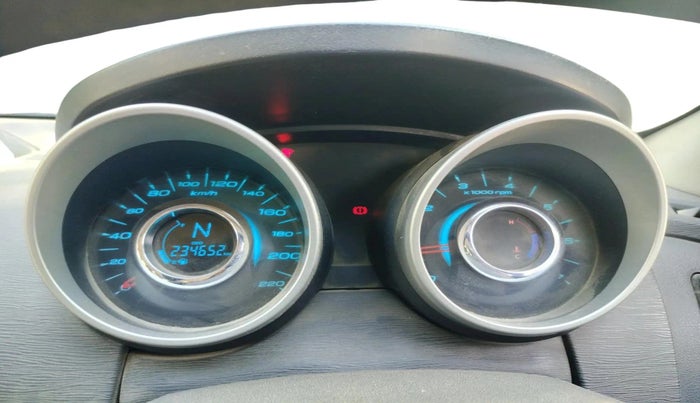 2016 Mahindra XUV500 W6, Diesel, Manual, 2,34,652 km, interior