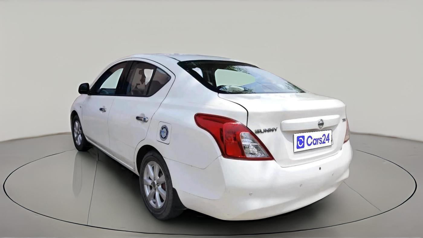 2011 Nissan Sunny XV PETROL, CNG, Manual, 1,03,926 km, exterior