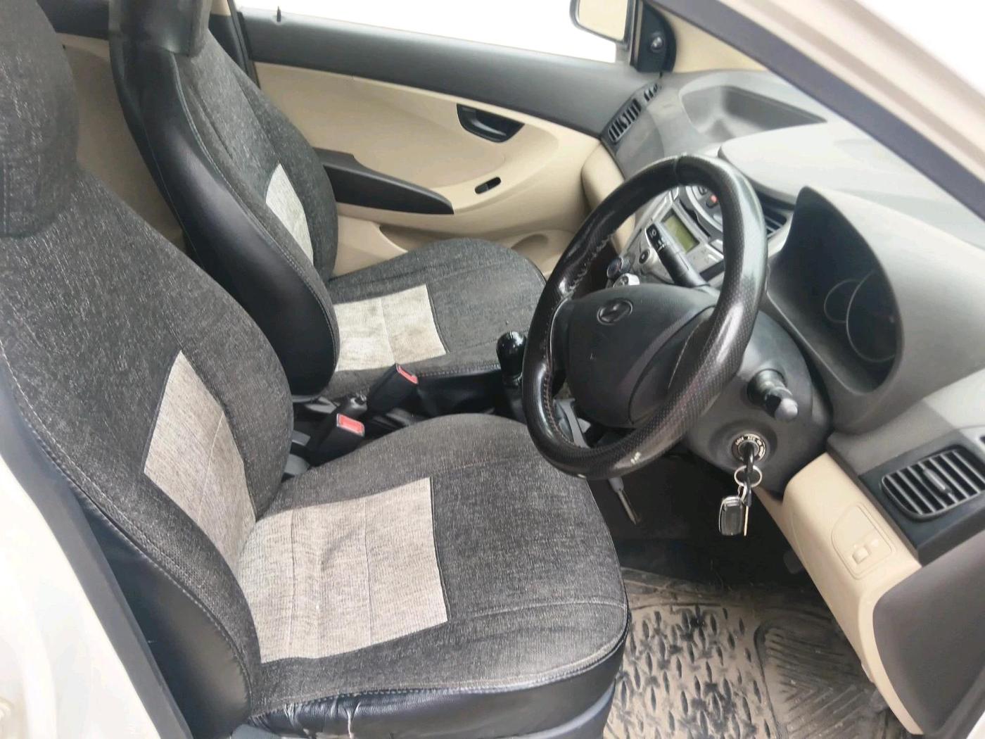 2013 Hyundai Eon MAGNA +, Petrol, Manual, 86,939 km, interior
