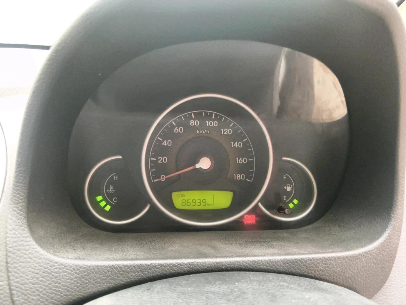 2013 Hyundai Eon MAGNA +, Petrol, Manual, 86,939 km, interior