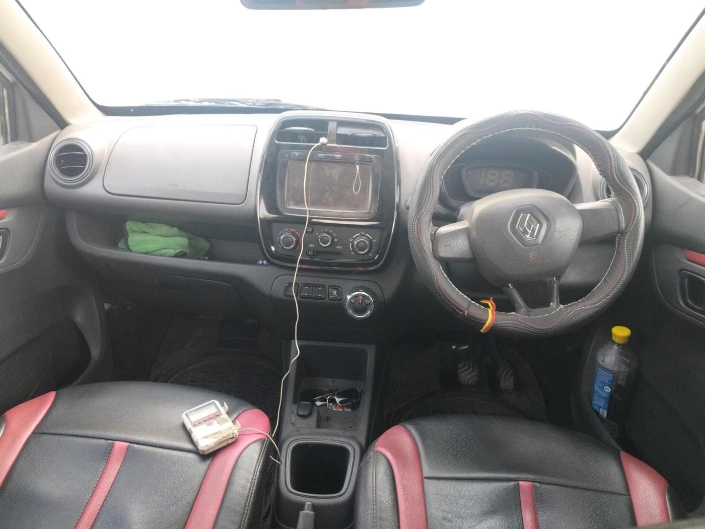 2016 Renault Kwid RXT 1.0 AMT (O), Petrol, Automatic, 54,289 km, interior