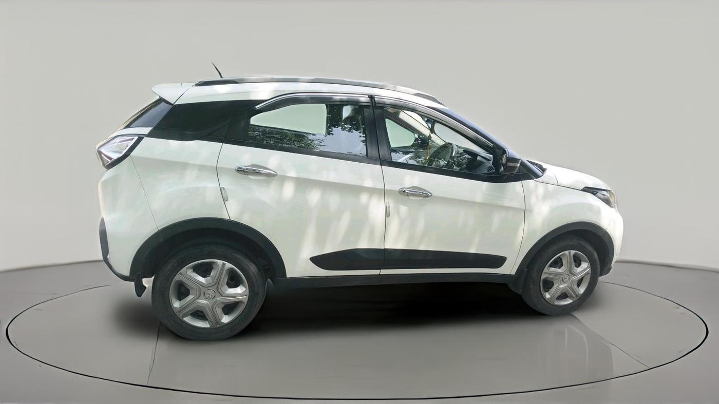 2022 Tata NEXON XMA SUNROOF DIESEL, Diesel, Automatic, 42,318 km, exterior