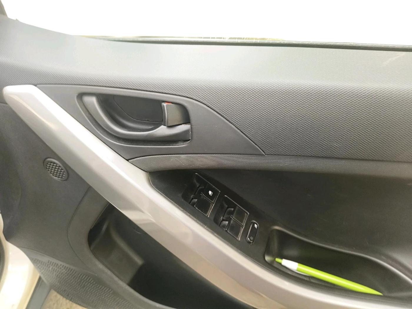 2022 Tata NEXON XMA SUNROOF DIESEL, Diesel, Automatic, 42,318 km, interior