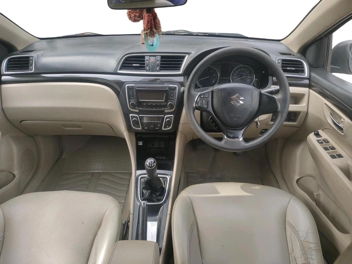 2016 Maruti Ciaz VDI+ SHVS, Diesel, Manual, 1,50,212 km, interior