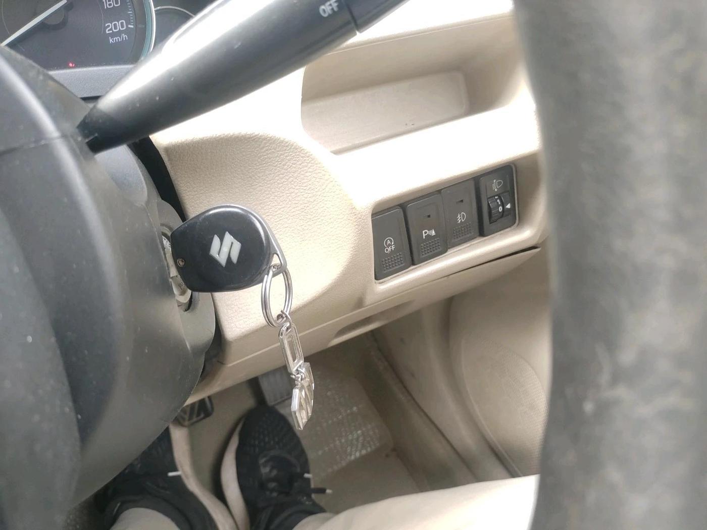 2016 Maruti Ciaz VDI+ SHVS, Diesel, Manual, 1,50,212 km, interior
