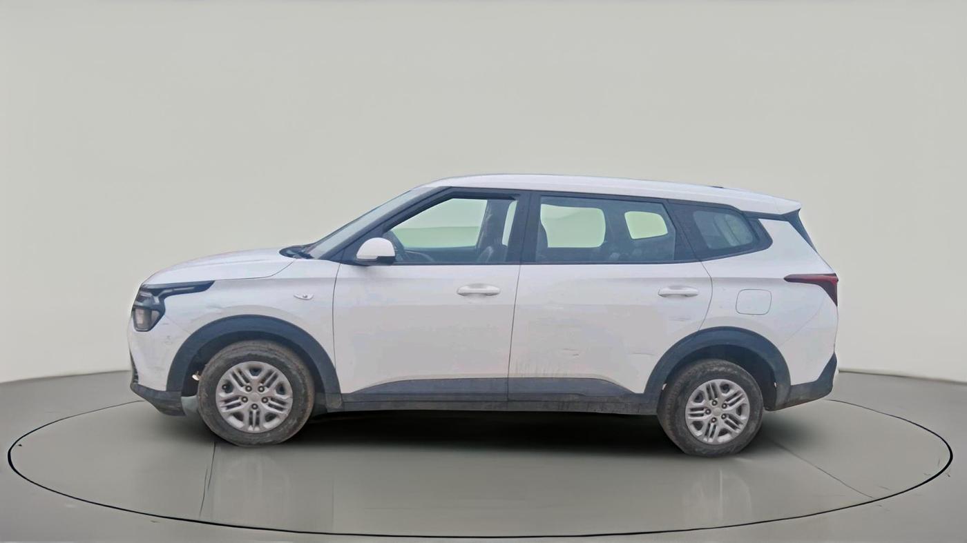 2023 KIA CARENS PREMIUM 1.5 PETROL 7 STR, Petrol, Manual, 90,430 km, exterior