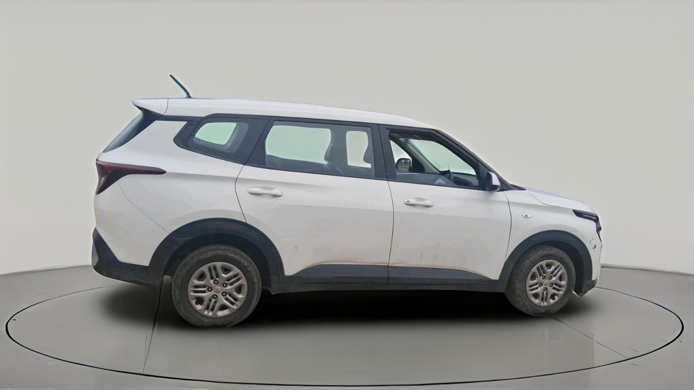 2023 KIA CARENS PREMIUM 1.5 PETROL 7 STR, Petrol, Manual, 90,430 km, exterior