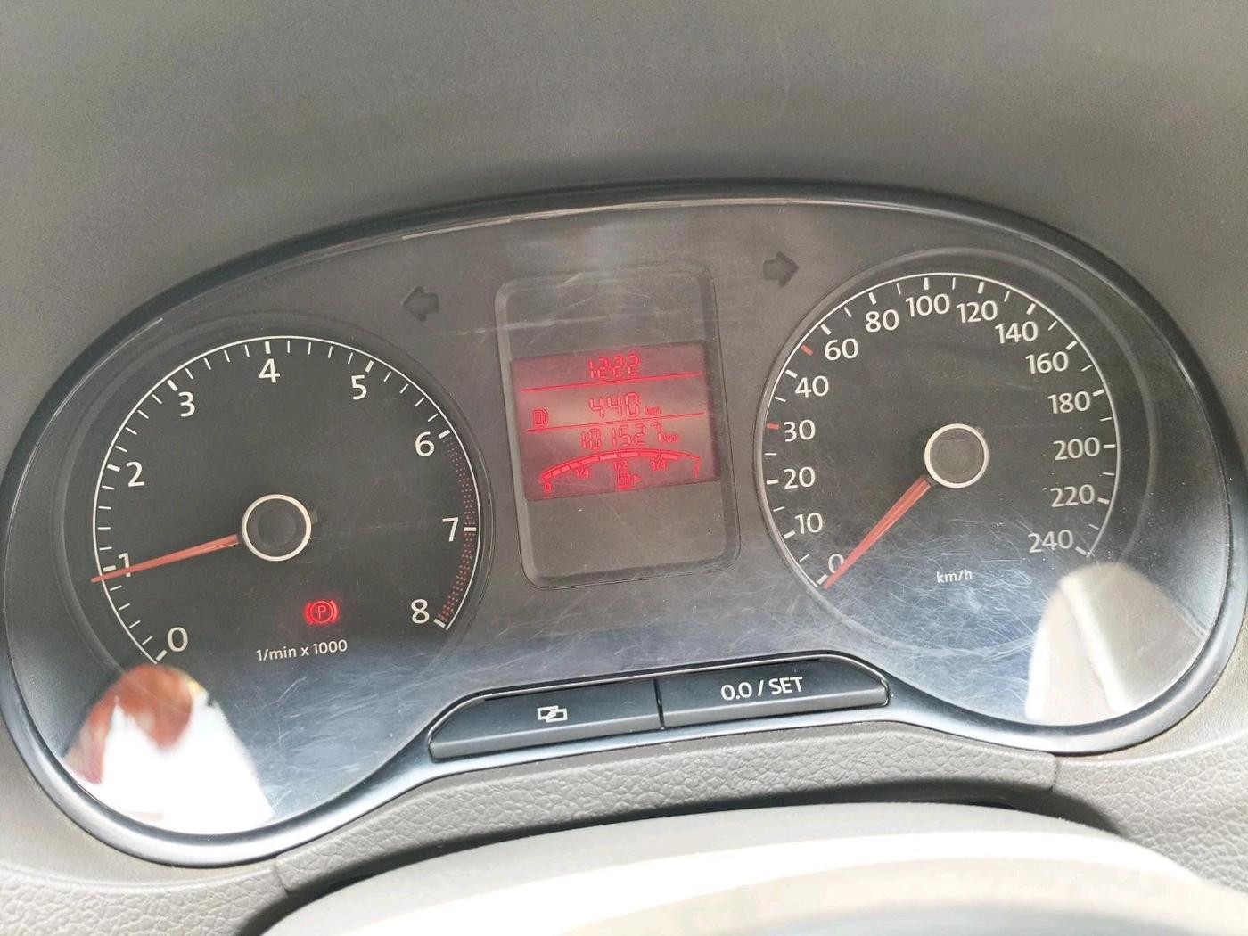 2014 Volkswagen Vento HIGHLINE 1.6 MPI, Petrol, Manual, 1,01,527 km, interior