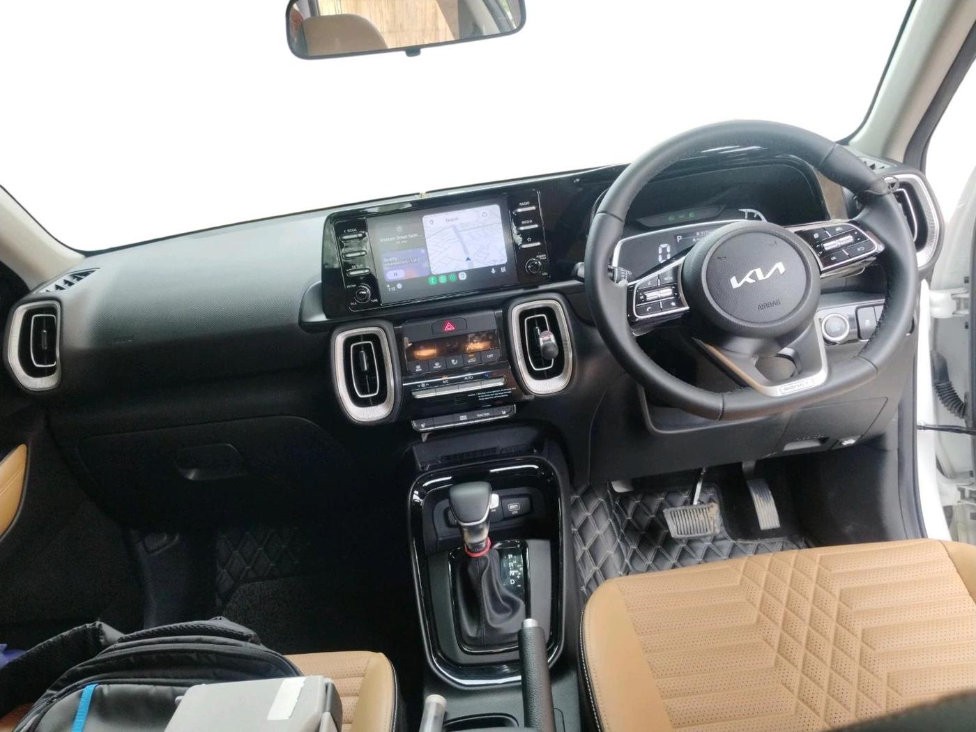 2026 KIA SONET HTX 1.5 AT, Diesel, Automatic, 2,460 km, interior