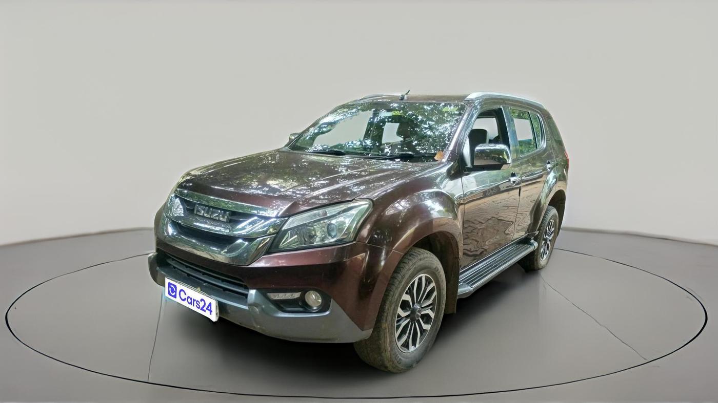 2017 ISUZU MU-X 4x2 AT, Diesel, Automatic, 1,01,540 km, exterior