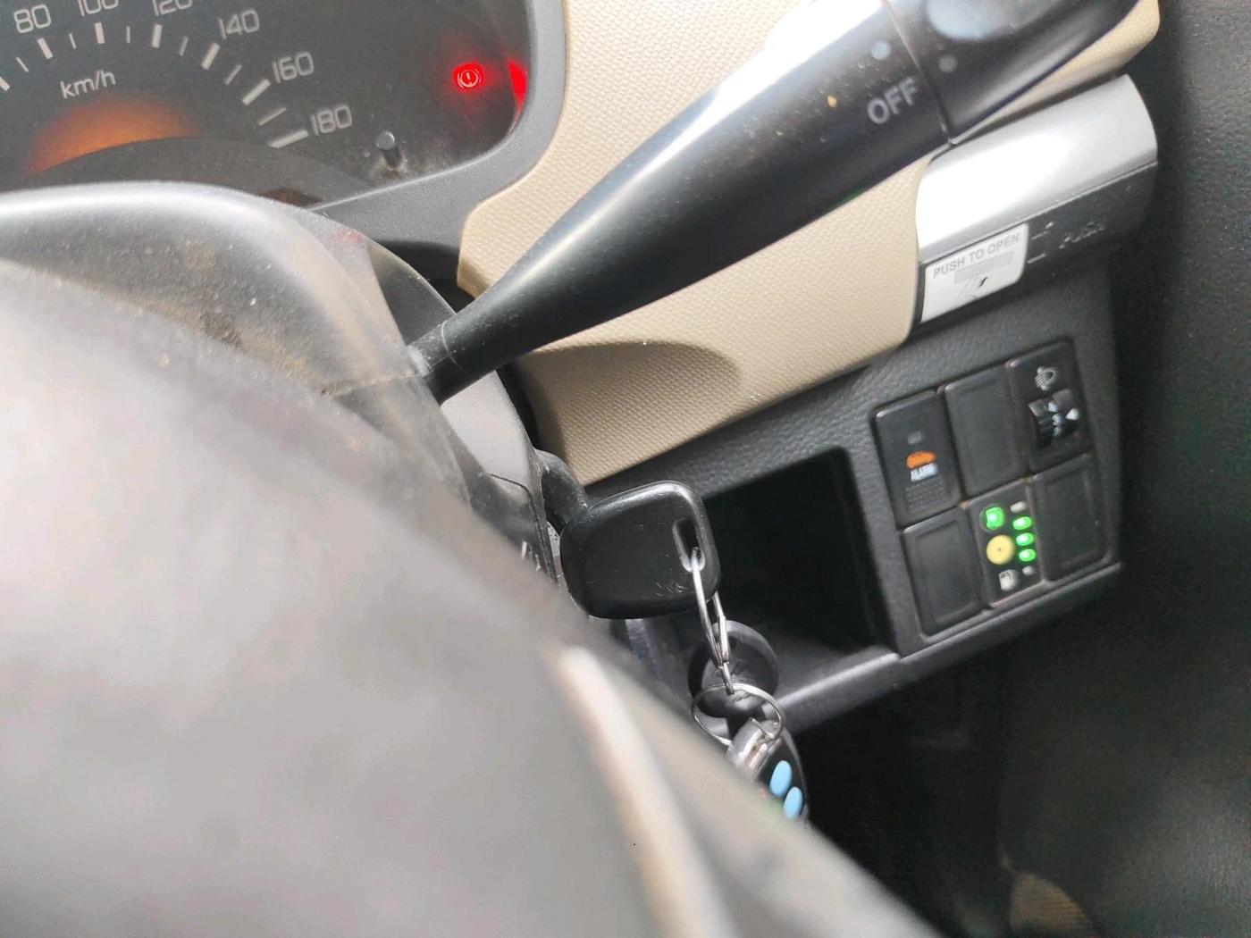 2017 Maruti Wagon R 1.0 LXI CNG, CNG, Manual, 98,144 km, interior