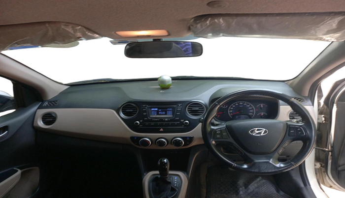 2015 Hyundai Grand i10 ASTA AT 1.2 KAPPA VTVT, Petrol, Automatic, 31,572 km, interior