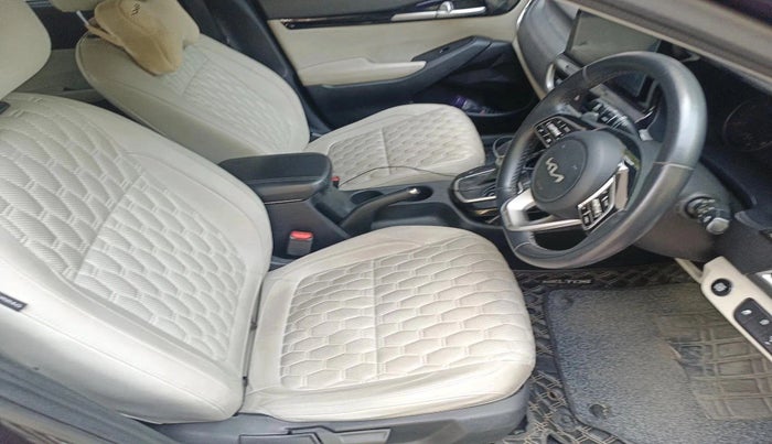 2023 KIA SELTOS HTX 1.5 CVT PETROL, Petrol, Automatic, 68,074 km, interior