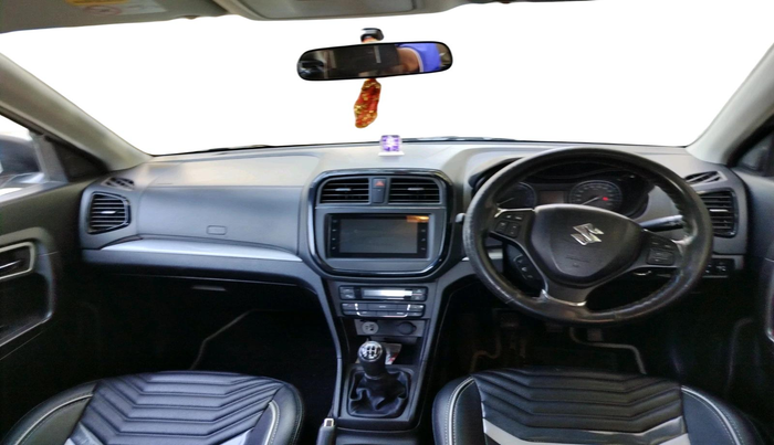 2021 Maruti Vitara Brezza ZXI, Petrol, Manual, 35,957 km, interior