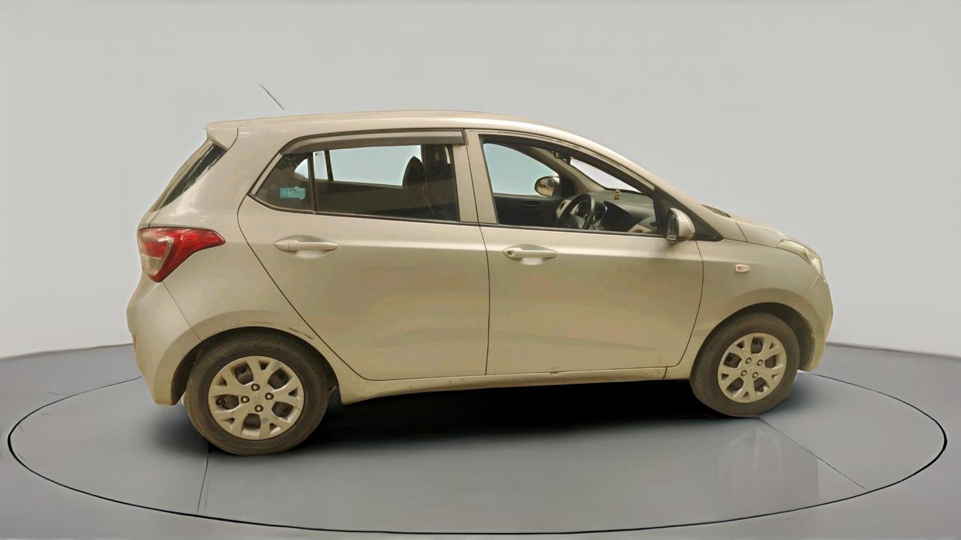 2016 Hyundai Grand i10 MAGNA AT 1.2 KAPPA VTVT, Petrol, Automatic, 36,341 km, exterior