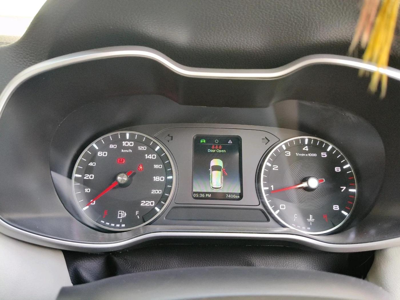 2025 MG ASTOR Sprint 1.5 MT (Ivory), Petrol, Manual, 7,406 km, interior