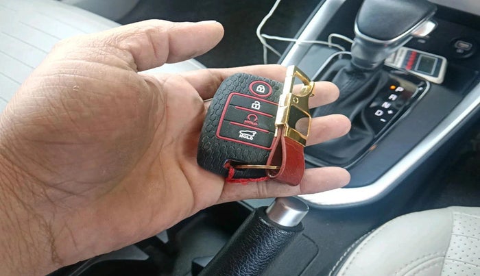 2023 KIA SONET HTX 1.5 AT, Diesel, Automatic, 68,208 km, interior