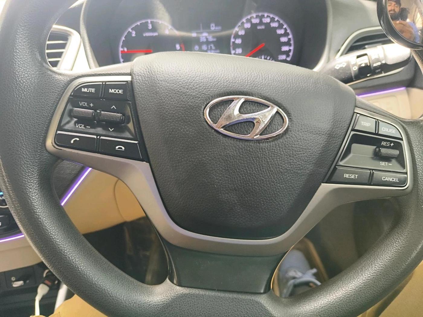 2019 Hyundai Verna 1.4 EX CRDI, Diesel, Manual, 99,257 km, interior