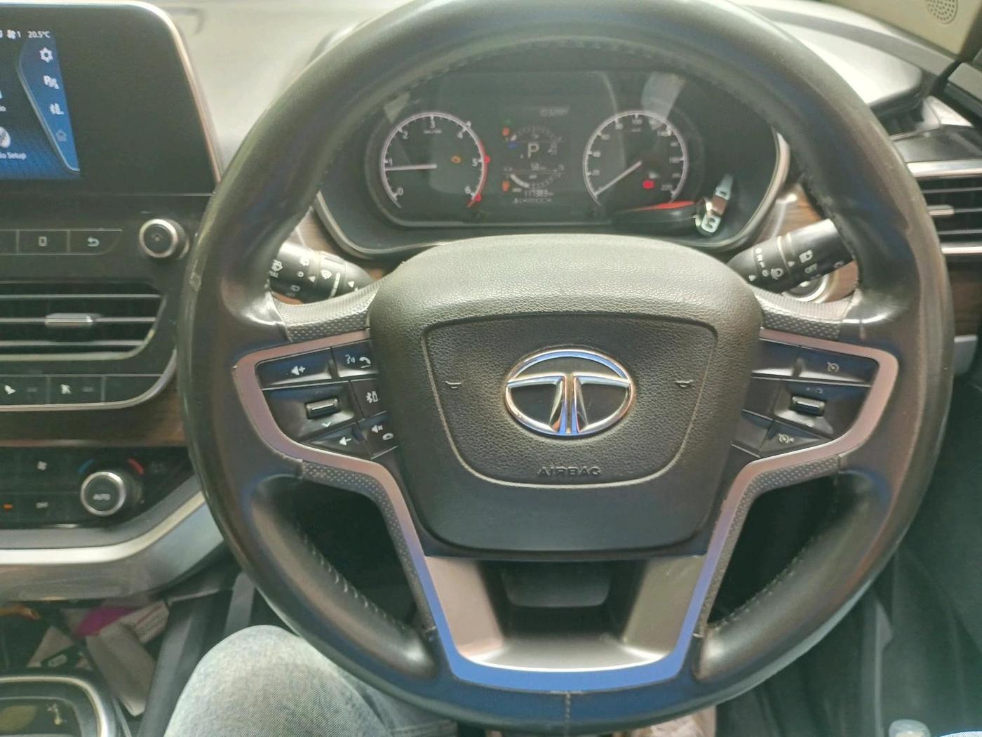 2021 Tata Harrier XTA 2.0L KRYOTEC PLUS, Diesel, Automatic, 1,17,385 km, interior