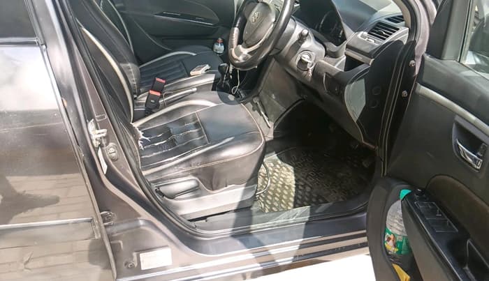 2016 Maruti Swift VXI, Petrol, Manual, 1,02,535 km, interior