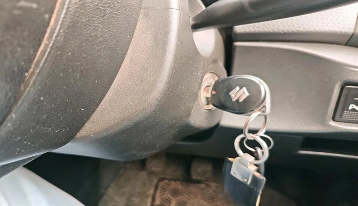 2016 Maruti Vitara Brezza VDI, Diesel, Manual, 87,556 km, interior