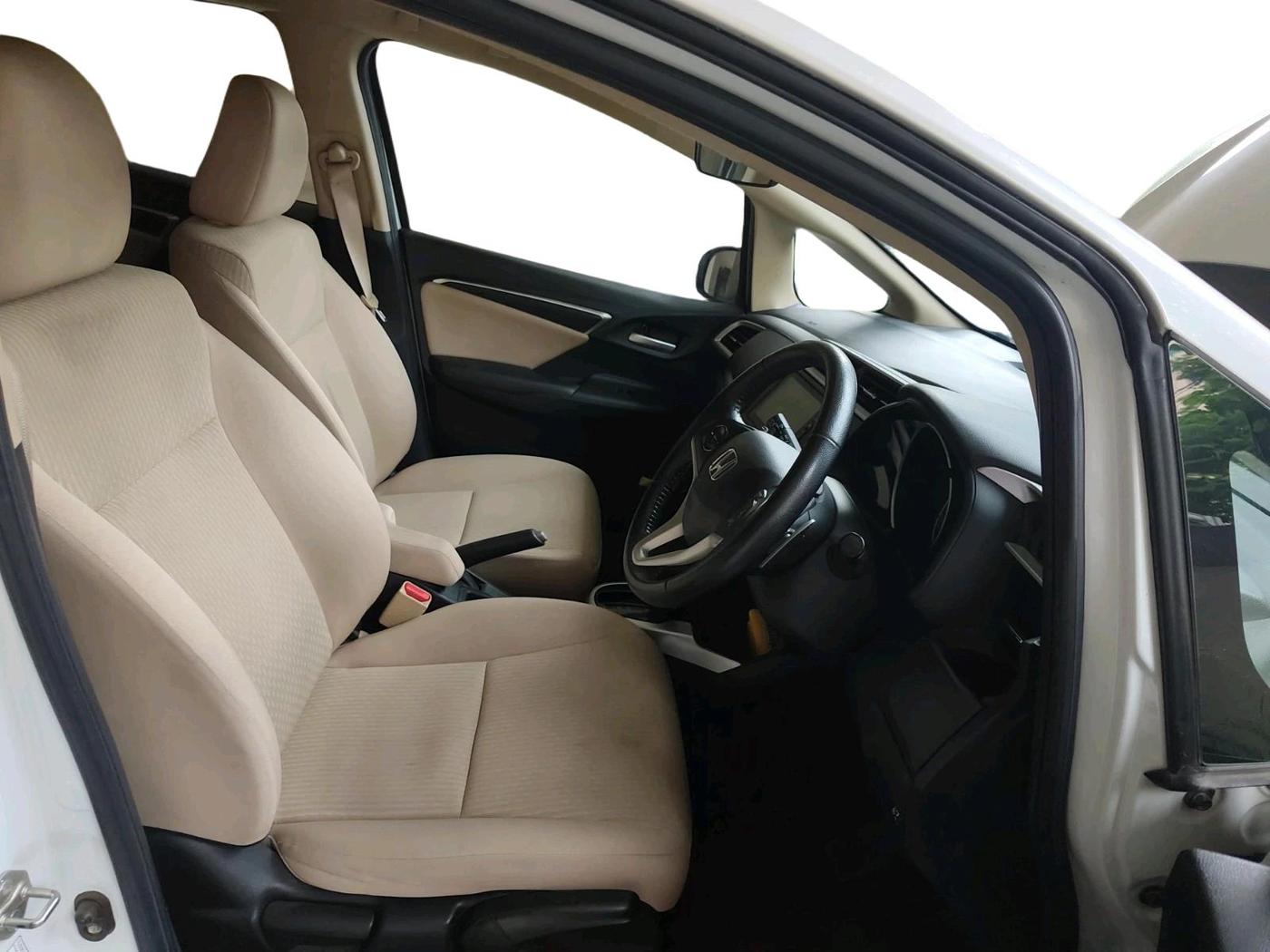 2022 Honda Jazz 1.2L I-VTEC VX CVT, Petrol, Automatic, 28,344 km, interior