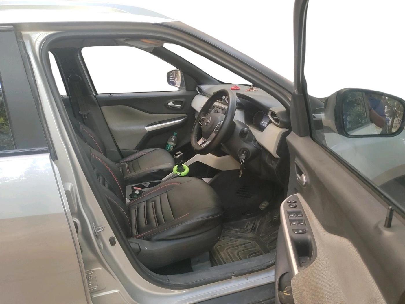2021 Nissan MAGNITE XL, Petrol, Manual, 20,253 km, interior
