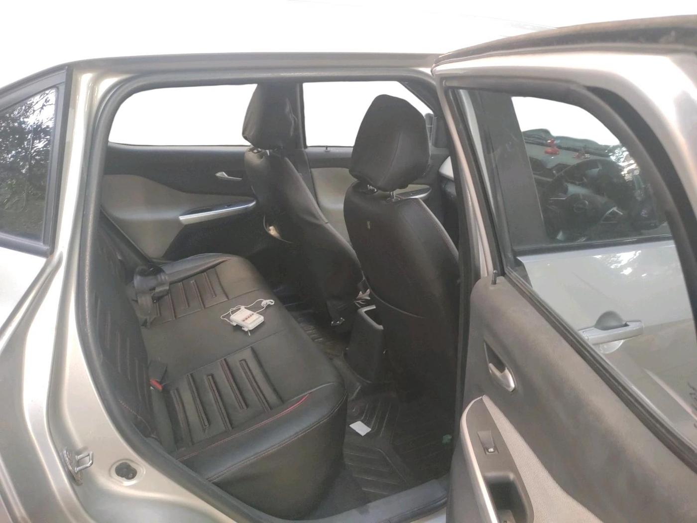 2021 Nissan MAGNITE XL, Petrol, Manual, 20,253 km, interior