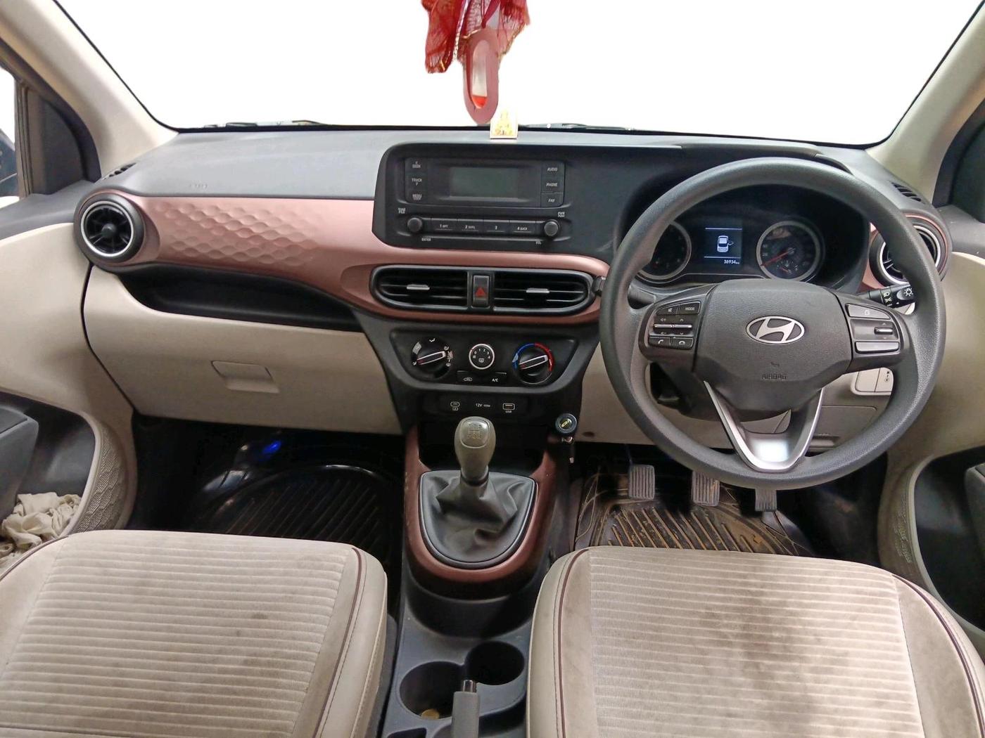 2023 Hyundai AURA S 1.2 CNG, CNG, Manual, 38,934 km, interior