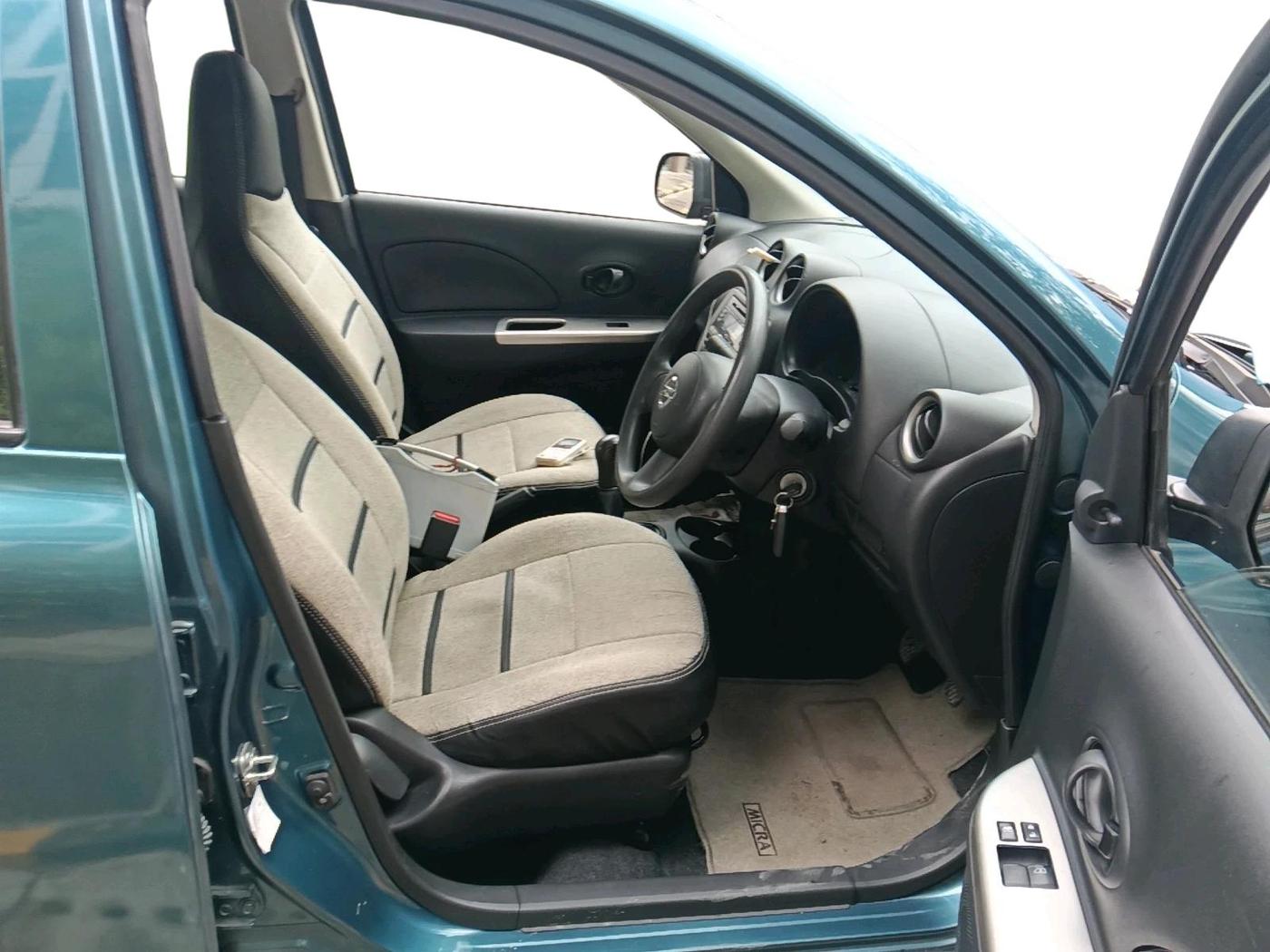 2017 Nissan Micra Active XL, Petrol, Manual, 45,685 km, interior