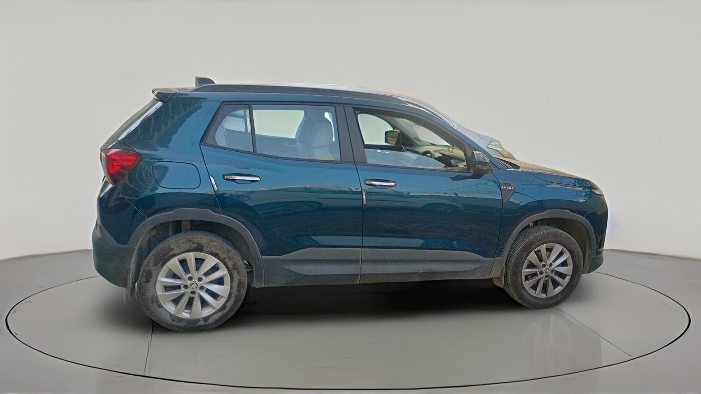 2025 Skoda Kylaq Signature Plus AT, Petrol, Automatic, 11,283 km, exterior