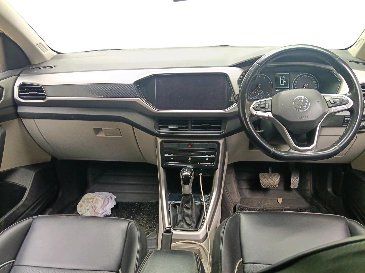 2022 Volkswagen TAIGUN HIGHLINE 1.0 TSI AT, Petrol, Automatic, 72,681 km, interior