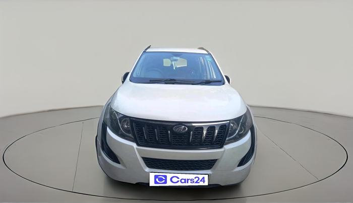 2018 Mahindra XUV500 W6 1.99, Diesel, Manual, 70,325 km, exterior