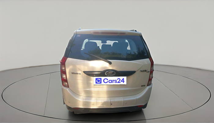 2018 Mahindra XUV500 W6 1.99, Diesel, Manual, 70,325 km, exterior