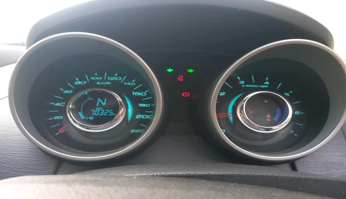 2018 Mahindra XUV500 W6 1.99, Diesel, Manual, 70,325 km, interior